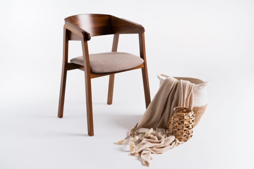 Simplyform-krzeslo-yuki-buk-orzech-03.jpg